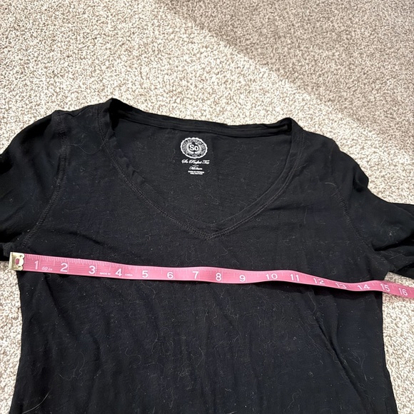 SO Black V-Neck Long Sleeve Sweatshirt - Picture 5 of 6